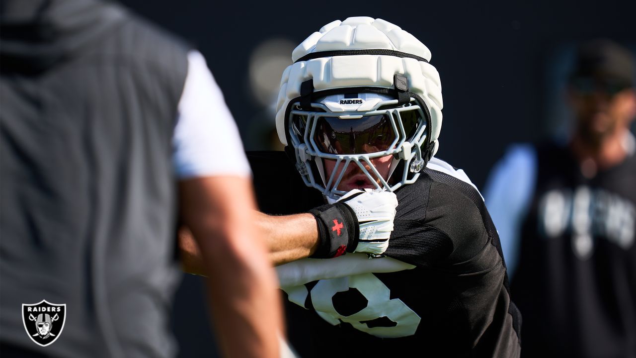 Las Vegas Raiders safety Jaquan Johnson (26) is seen during warm ups before  an NFL preseason football game against the Dallas Cowboys, Saturday, Aug.  26, 2023, in Arlington, Texas. Dallas won 31-16. (