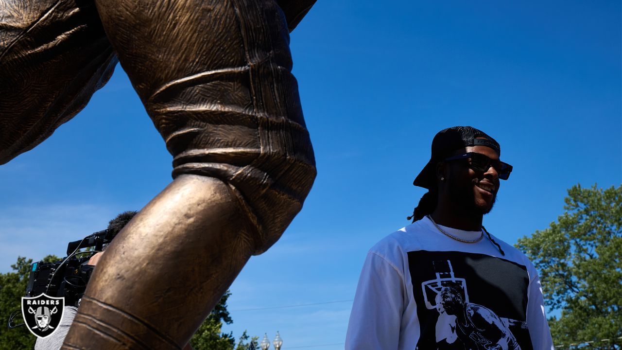 Raiders Journey Into the Past While Touring the Pro Football Hall of Fame