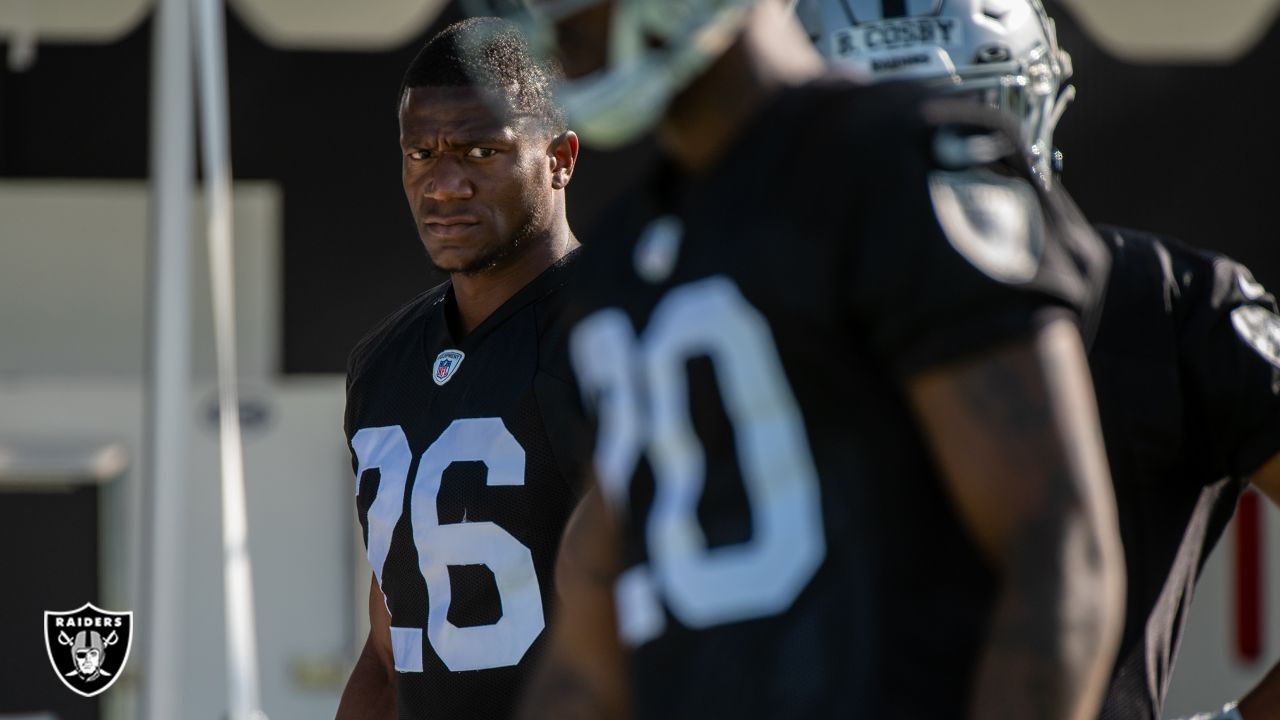 Mack Hollins making quite the impression on the Raiders' locker room