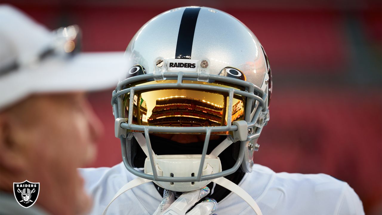 Las Vegas Raiders wide receiver DeSean Jackson (1) warms up before