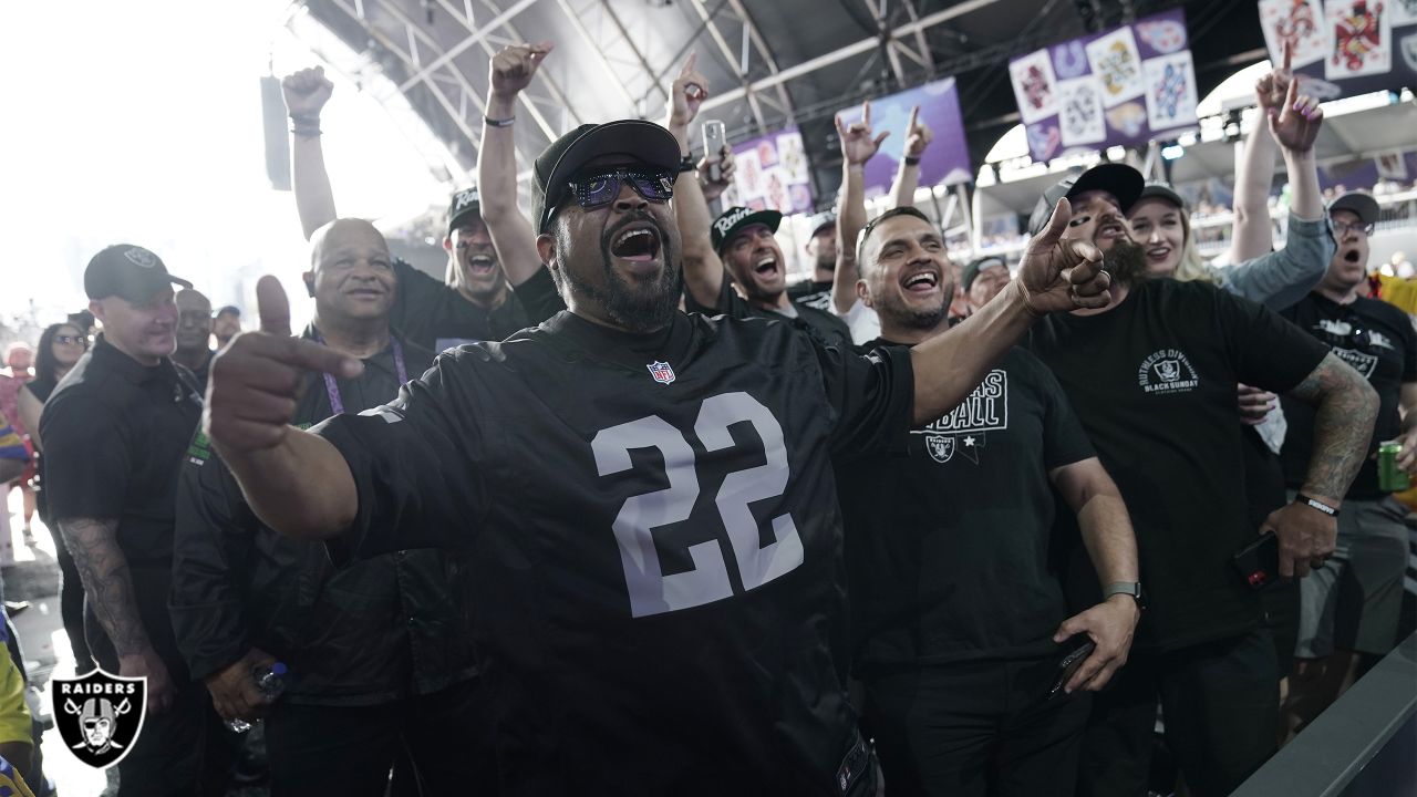 Raider Nation shows up and shows out for first round of NFL Draft