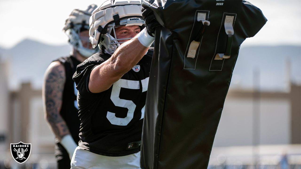 Mack Hollins making quite the impression on the Raiders' locker room