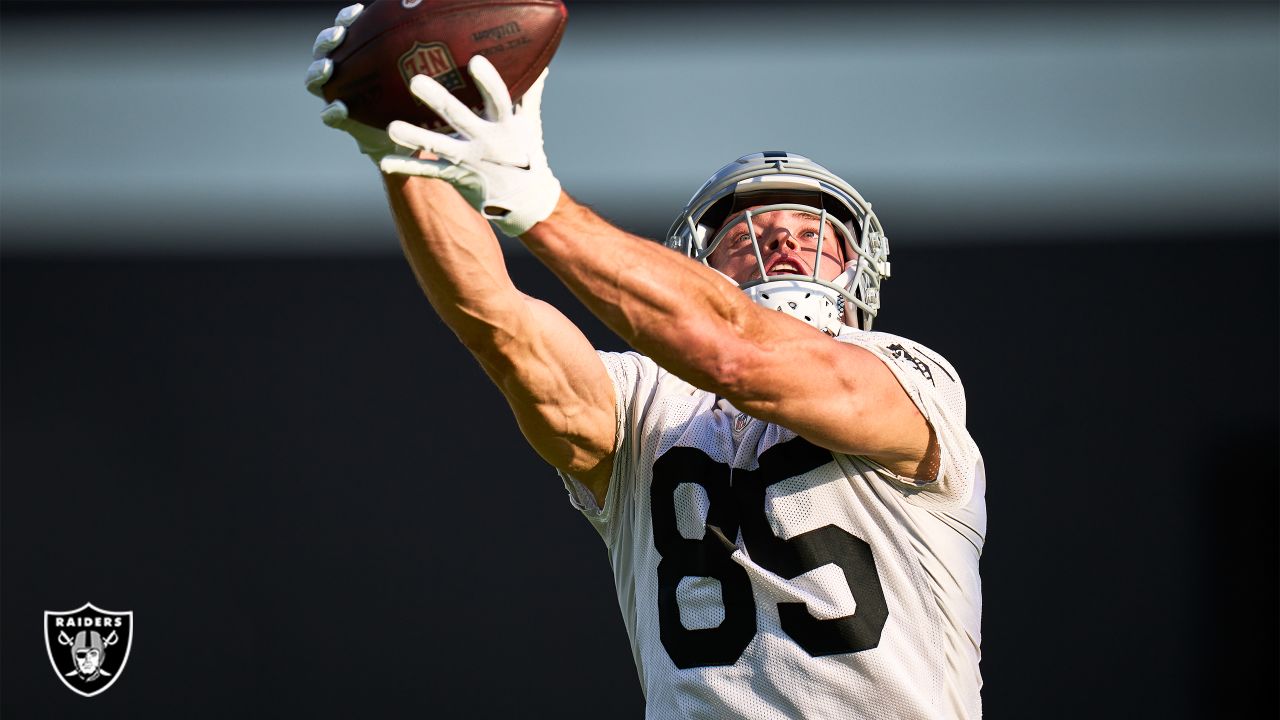 Raiders News: Clelin Ferrell Describes 'Special Relationship' With Maxx  Crosby