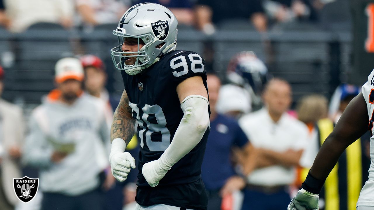 Kleiman] Report: Raiders RB Josh Jacobs will end his holdout and report to  the team before Week 1 against the Broncos : r/DenverBroncos