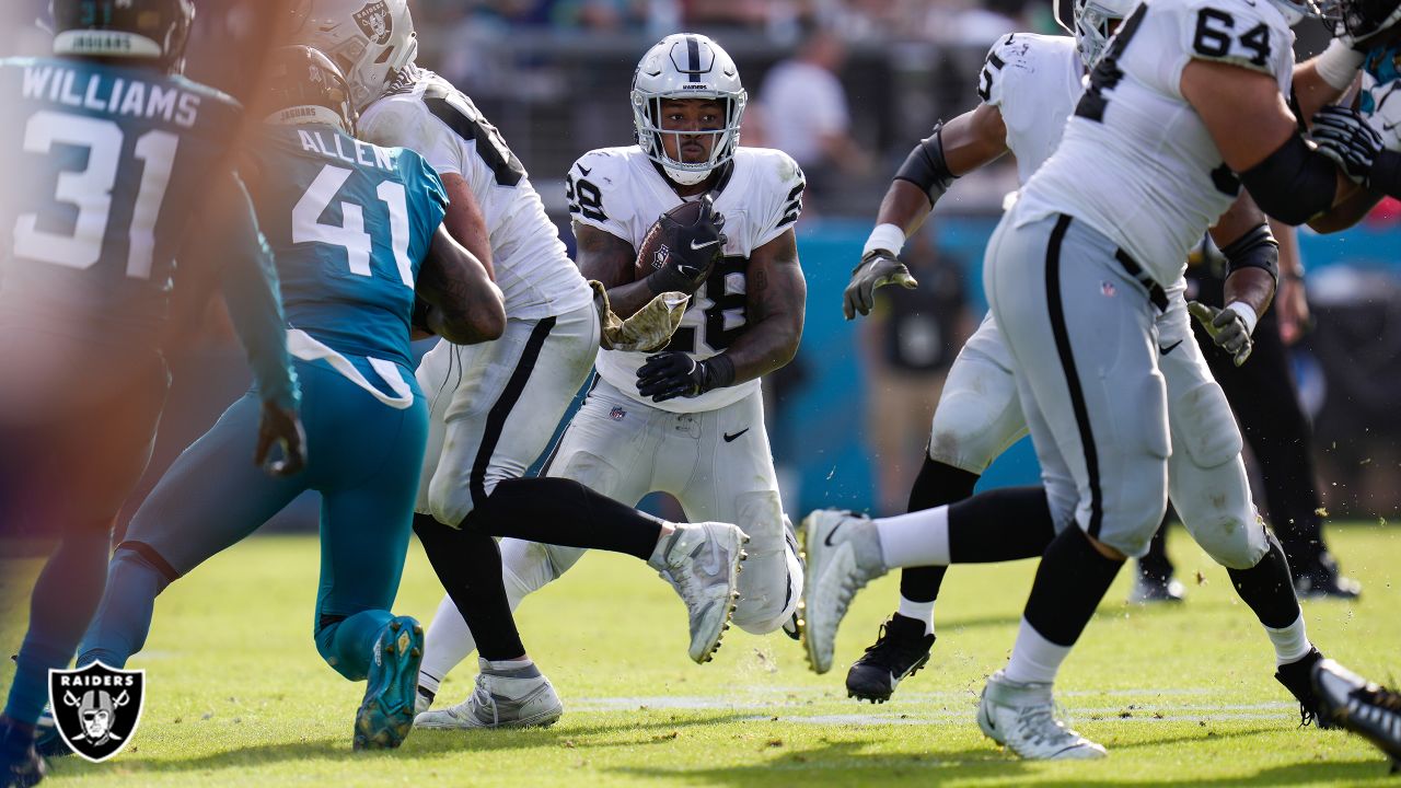 Raiders versus Jaguars second half open game thread - Silver And