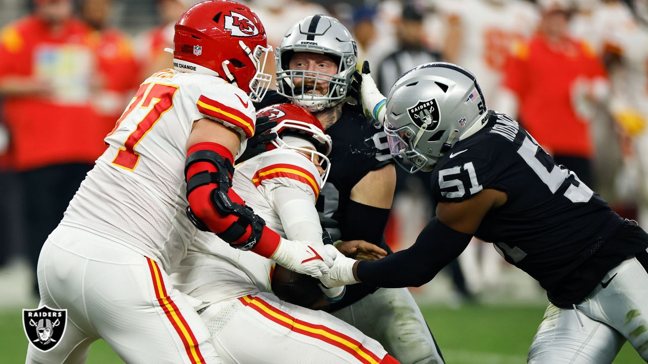 Clelin Ferrell Drops Raiders QB for a Sack