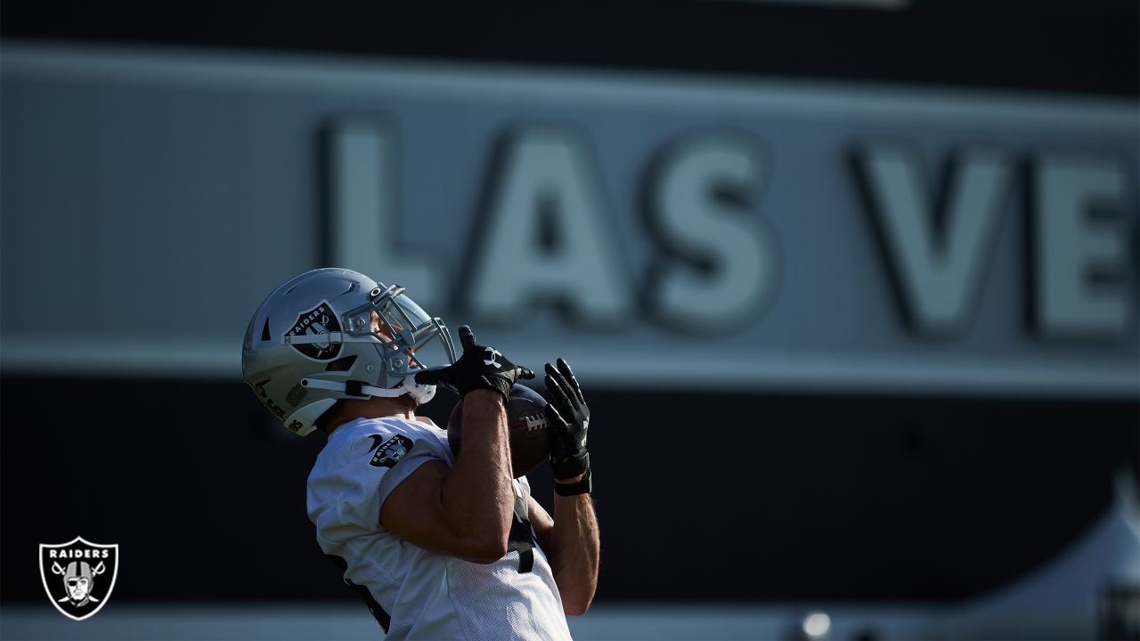 Dallas Cowboys: Vickers Release Has Garrett Written All over It