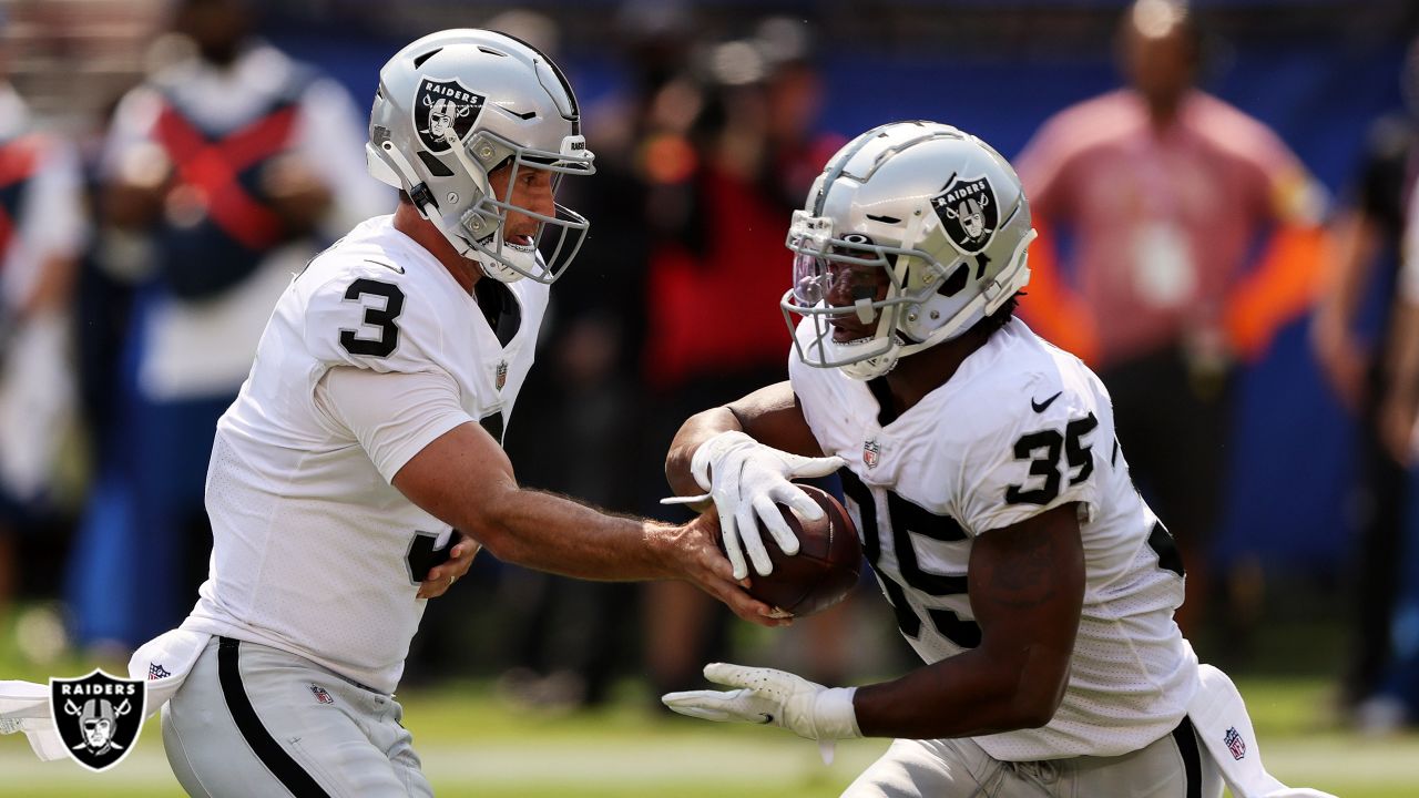 Column: 49ers and Raiders star in 'Trading Places' in 24-13