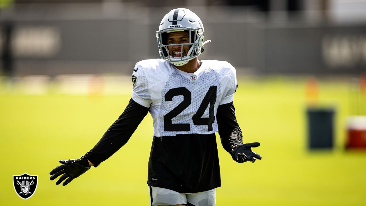 Oakland Raiders defensive back Johnathan Abram (24) rushes to