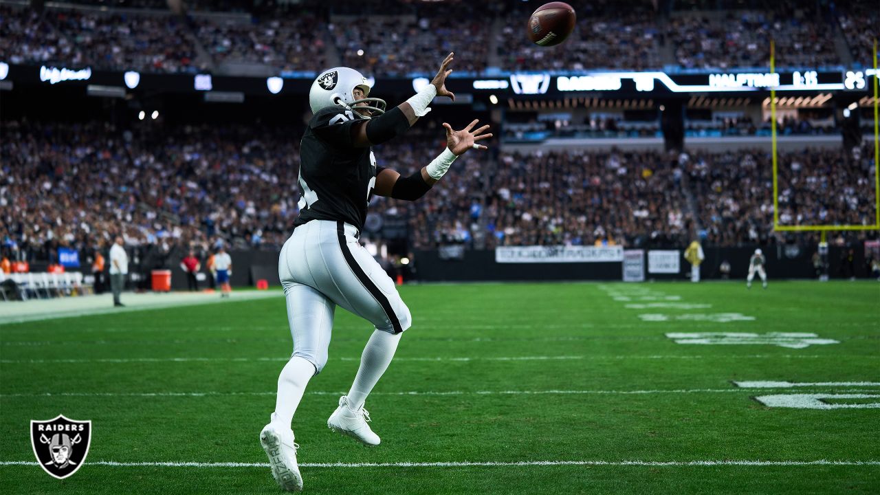 Las Vegas Raiders stonewall Los Angeles Chargers' fourth-down