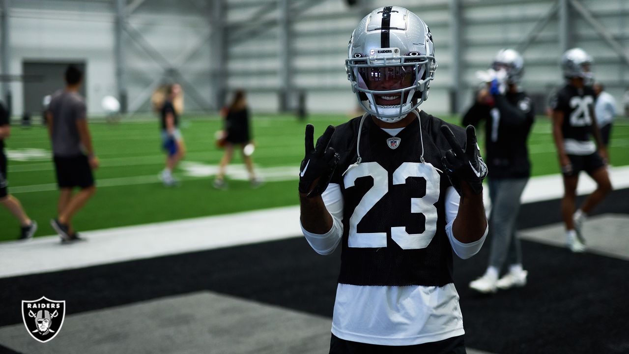 Defensive end Maxx Crosby mic'd up during 2023 Training Camp, motivates his  teammates and sets the bar for the first day of pads for the Las Vegas  Raiders