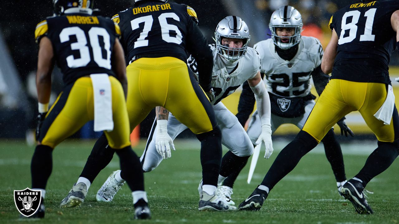 Las Vegas Raiders cornerback Nate Hobbs #39 plays during pre-season NFL  football game against the San Francisco 49ers Sunday, Aug. 13, 2023, in Las  Vegas. (AP Photo/Denis Poroy Stock Photo - Alamy