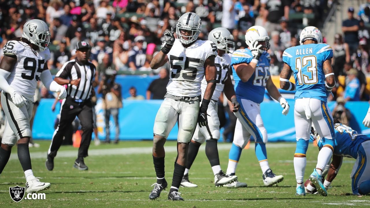 Raiders middle linebacker Marquel Lee (55) and Cincinnati Bengals