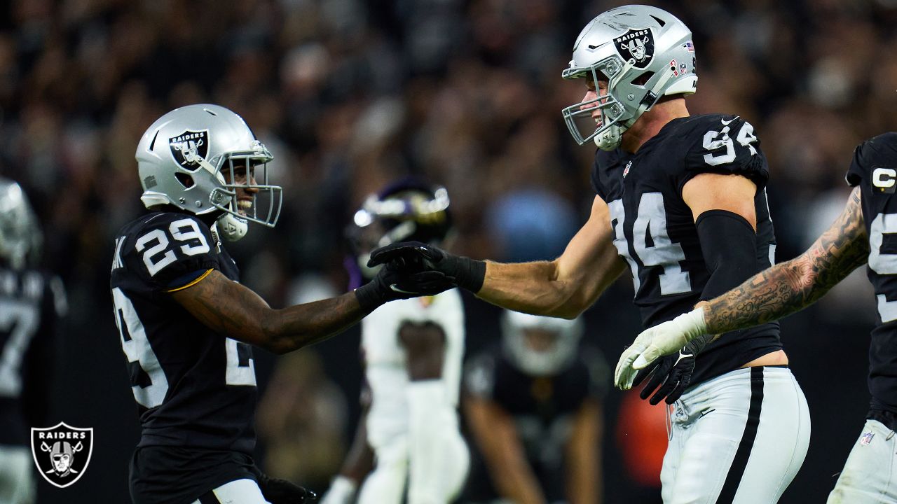 Las Vegas Raiders defensive end Maxx Crosby (98) during the first half of  an NFL football game against the Chicago Bears, Sunday, Oct. 10, 2021, in Las  Vegas. (AP Photo/Rick Scuteri Stock