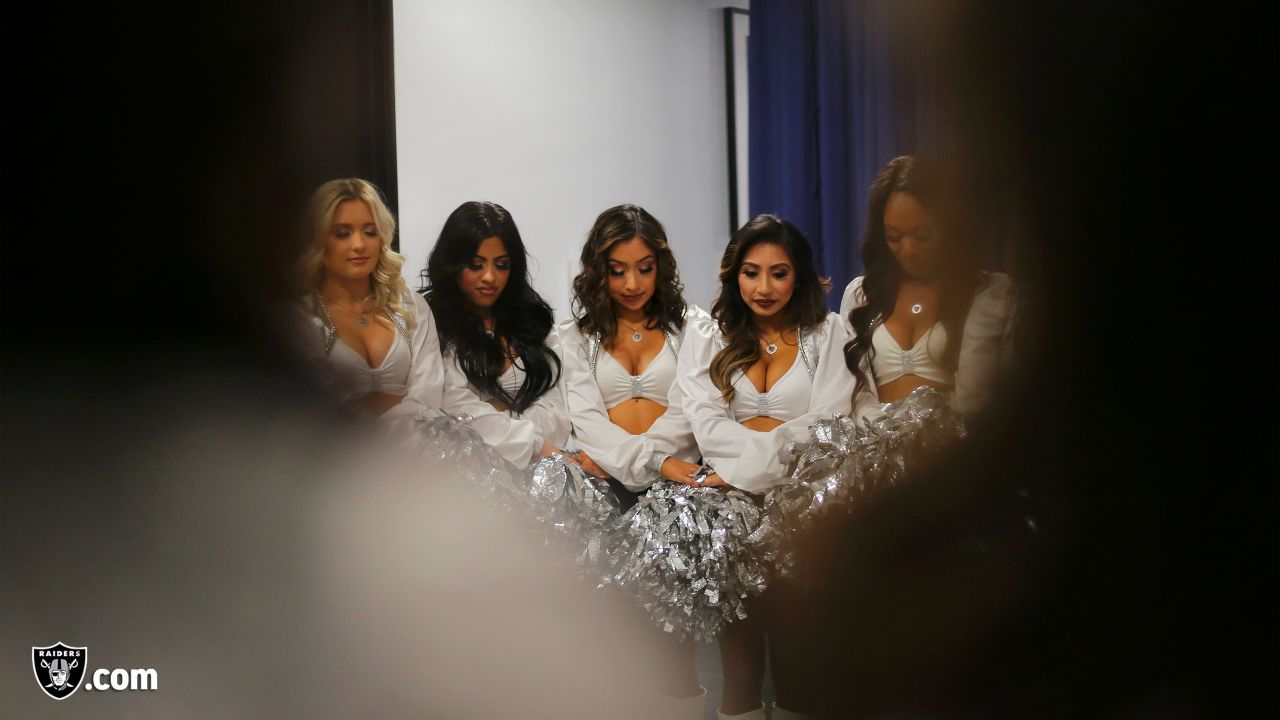 Sights of the Game: Raiderettes vs. Jaguars