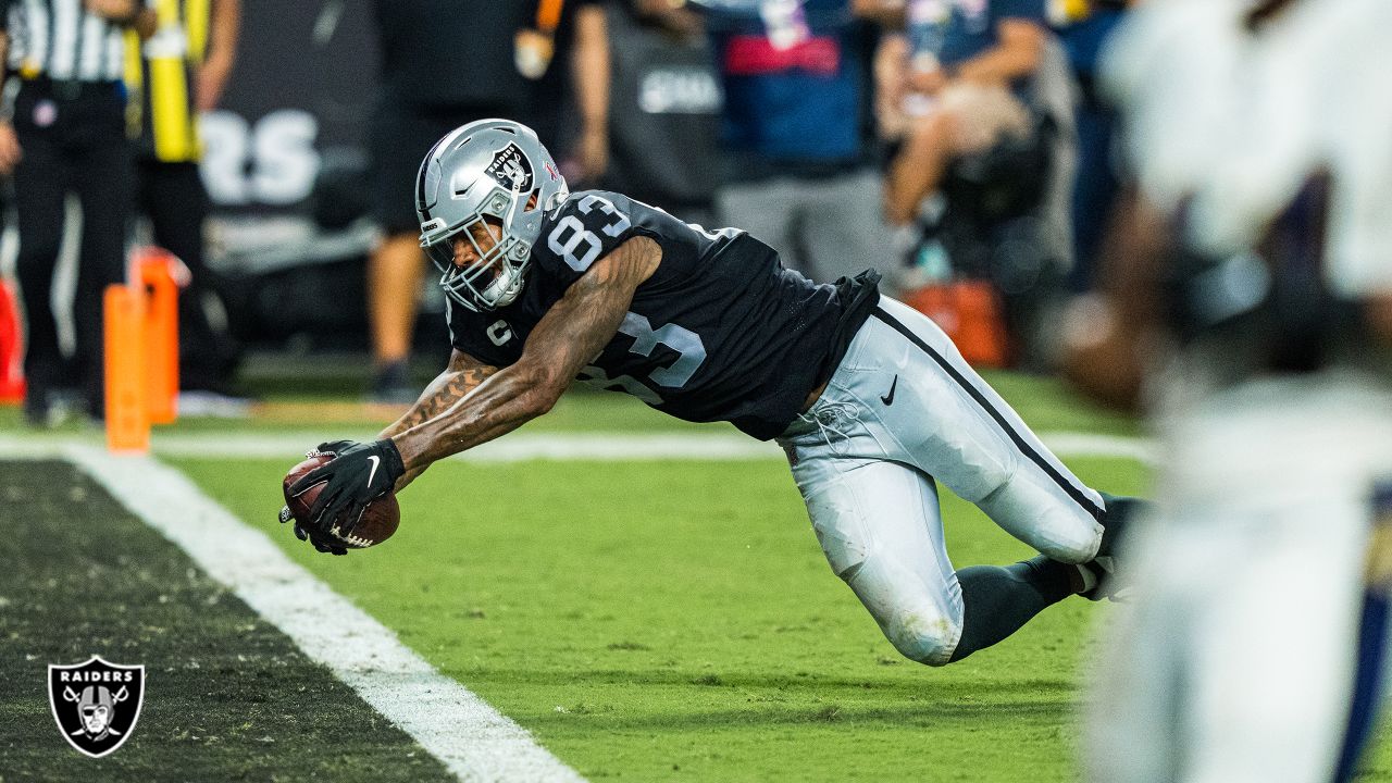 Las Vegas Raiders guard Jordan Simmons (60) looks out from the