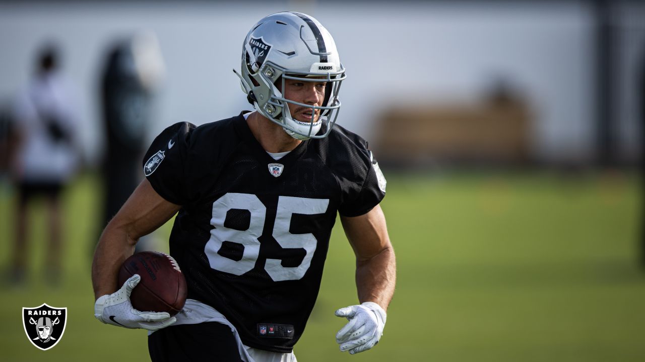 Raiders News 7/28: Clelin Ferrell impresses Derek Carr early into