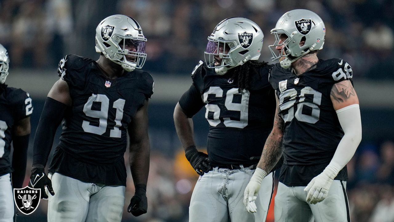 Las Vegas Raiders defensive tackle Bilal Nichols (91) reacts after a  touchdown against the Los Angeles Chargers during the first half of an NFL  football game, Sunday, Dec. 4, 2022, in Las