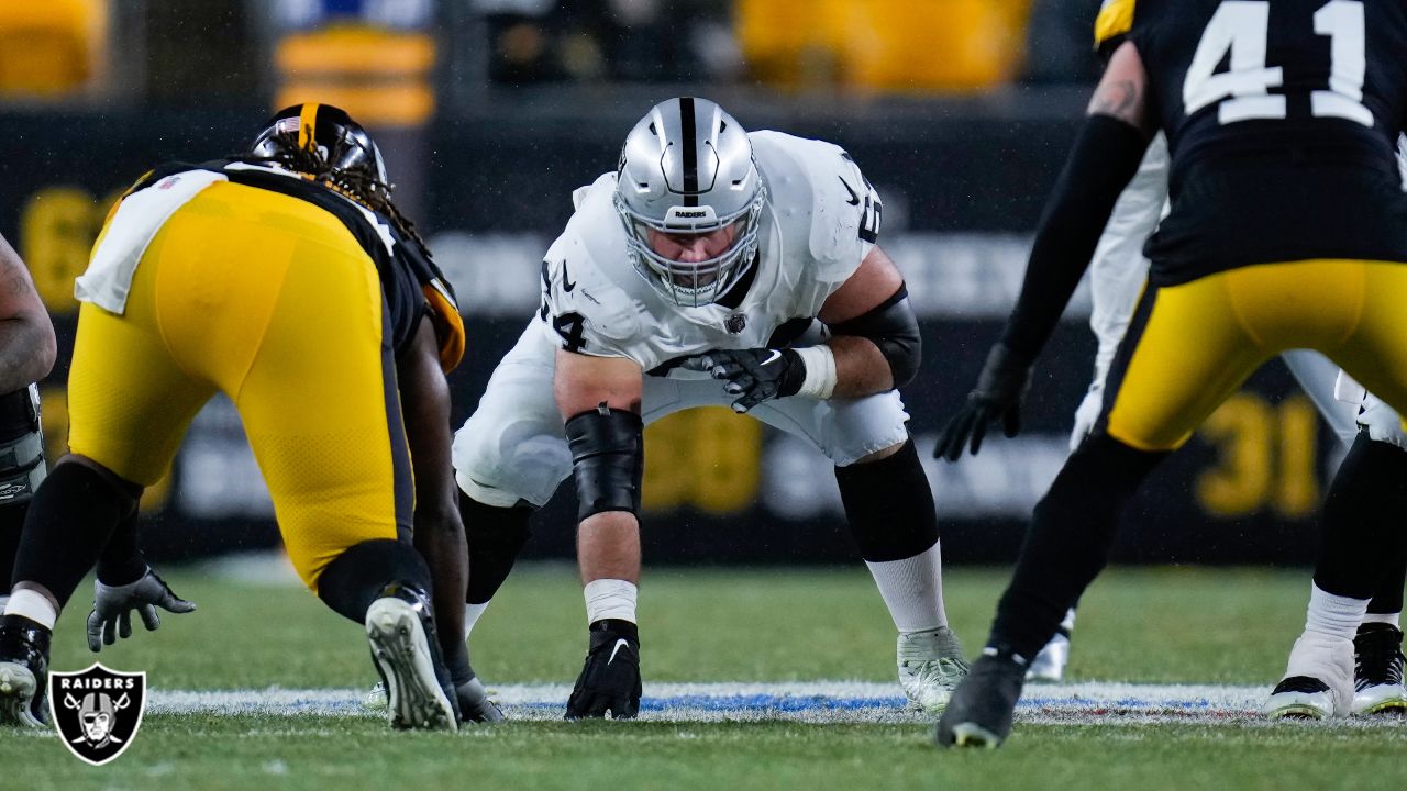 Quick Snap: Raiders fall short to Steelers in tightly-contested primetime  game