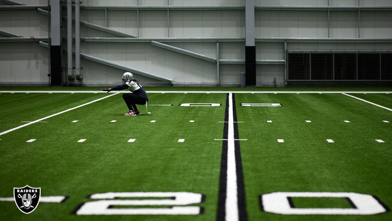 Raiders WR Davante Adams details winning at line of scrimmage: 'I put my  Terminator mask on'