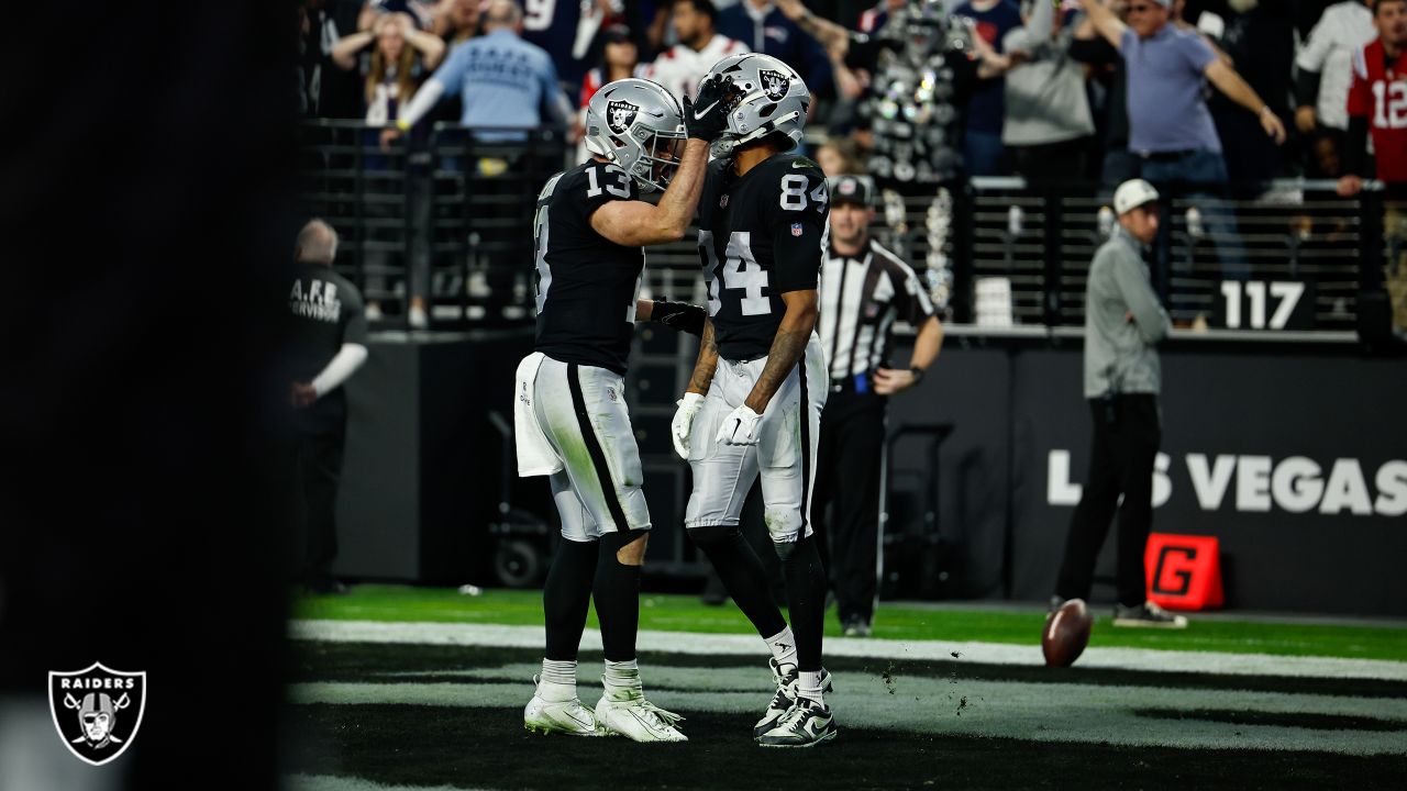 Raiders release Chandler Jones, capping final tumultuous month with the  team – WWLP