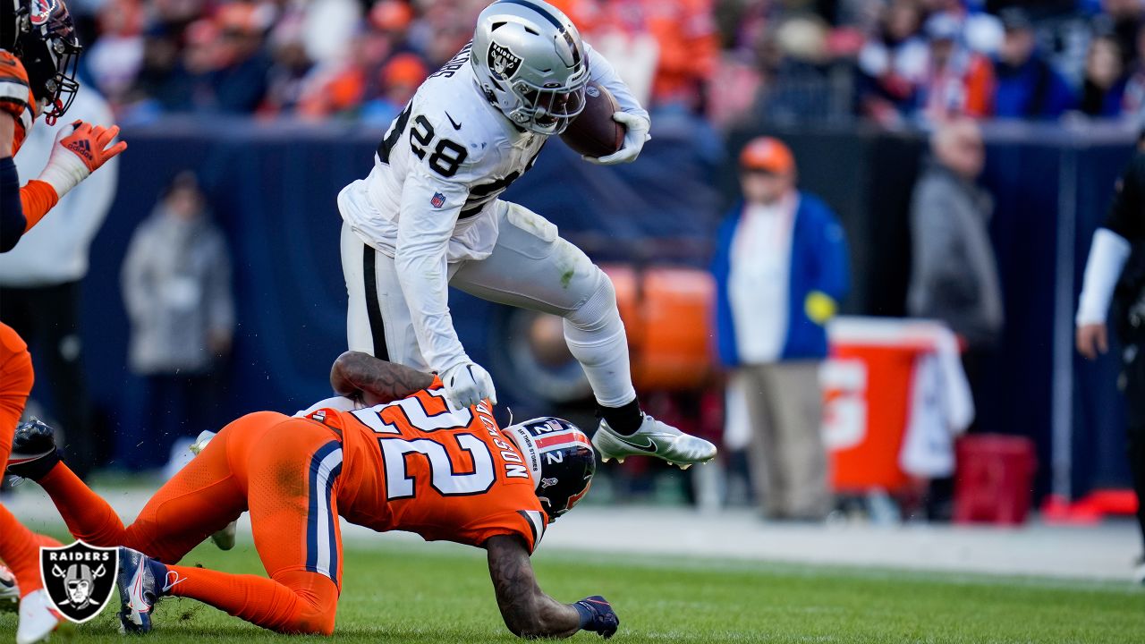 Las Vegas Raiders defensive end Maxx Crosby (98) looks on against the  Denver Broncos during an NFL football game Sunday, Sept. 10, 2023, in  Denver. (AP Photo/Jack Dempsey Stock Photo - Alamy