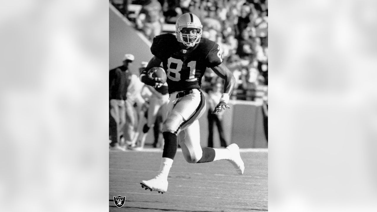 Las Vegas Raiders - Raiders Legend WR Tim Brown has been named a finalist  for the Pro Football Hall of Fame's Class of 2015. The 2015 Class will be  announced the night