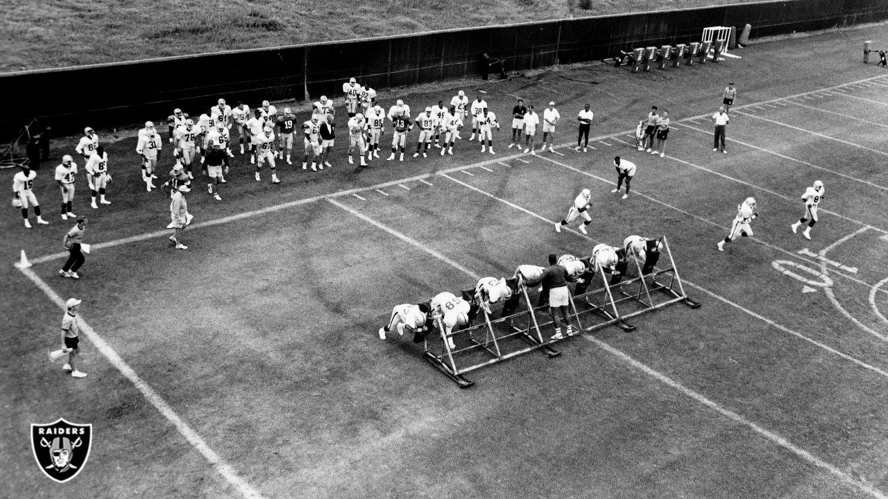 Just grin, baby: Classic Raiders training camp photos, 1960-2015