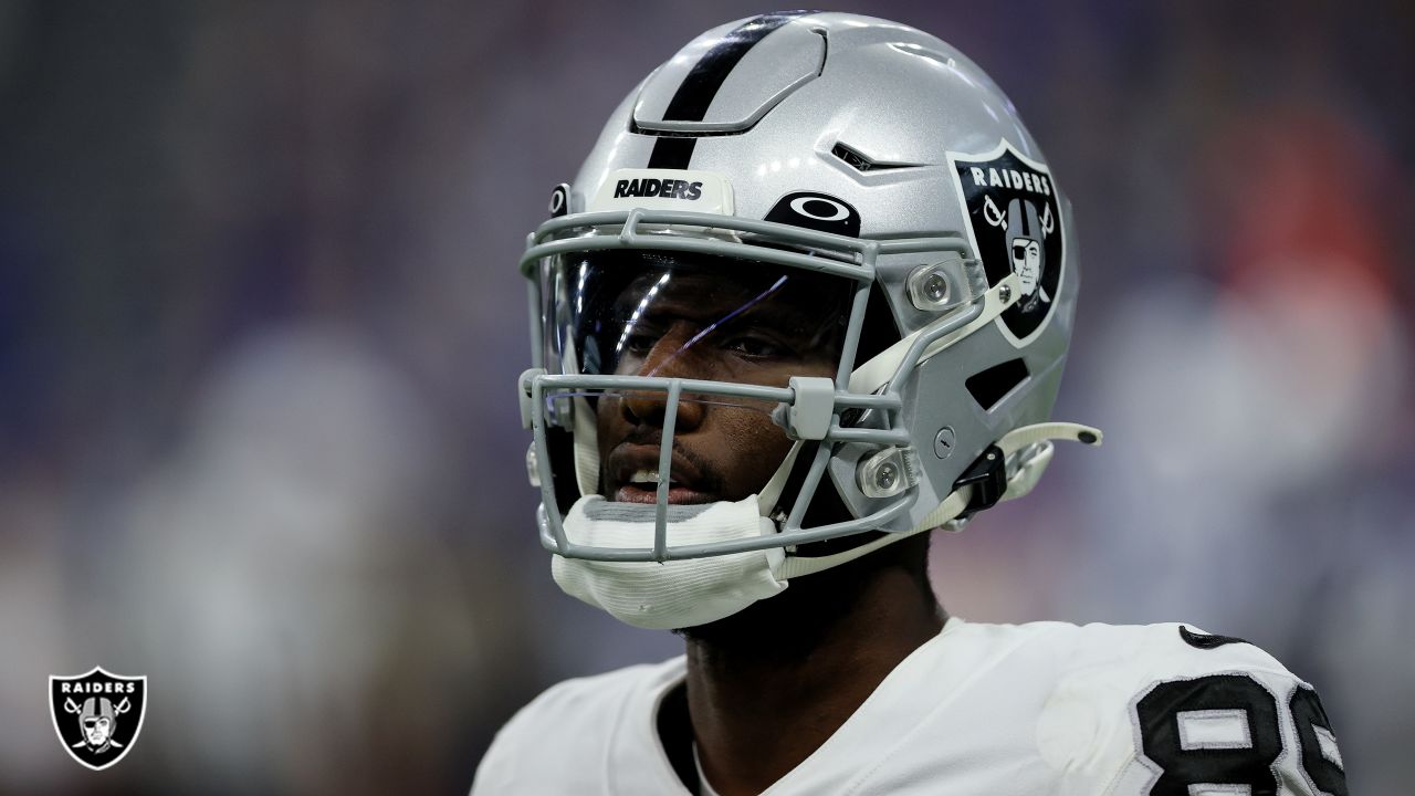 Las Vegas Raiders wide receiver Hunter Renfrow (13) warms up before an NFL  football game against the Houston Texans, Sunday, Oct. 23, 2022, in Las  Vegas. (AP Photo/John Locher Stock Photo - Alamy