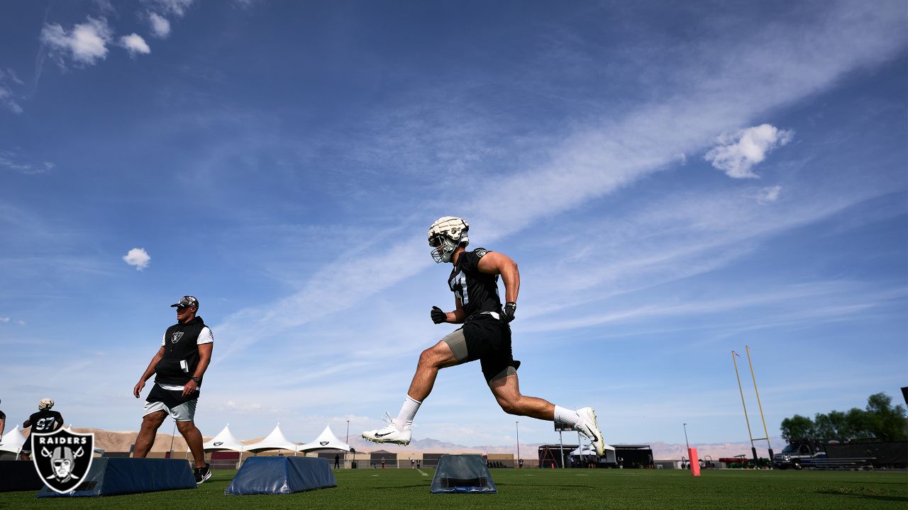 Las Vegas Raiders tight end Michael Mayer (87) participates during a  practice at NFL football training camp Thursday, July 27, 2023, in  Henderson, Nev. (AP Photo/John Locher Stock Photo - Alamy