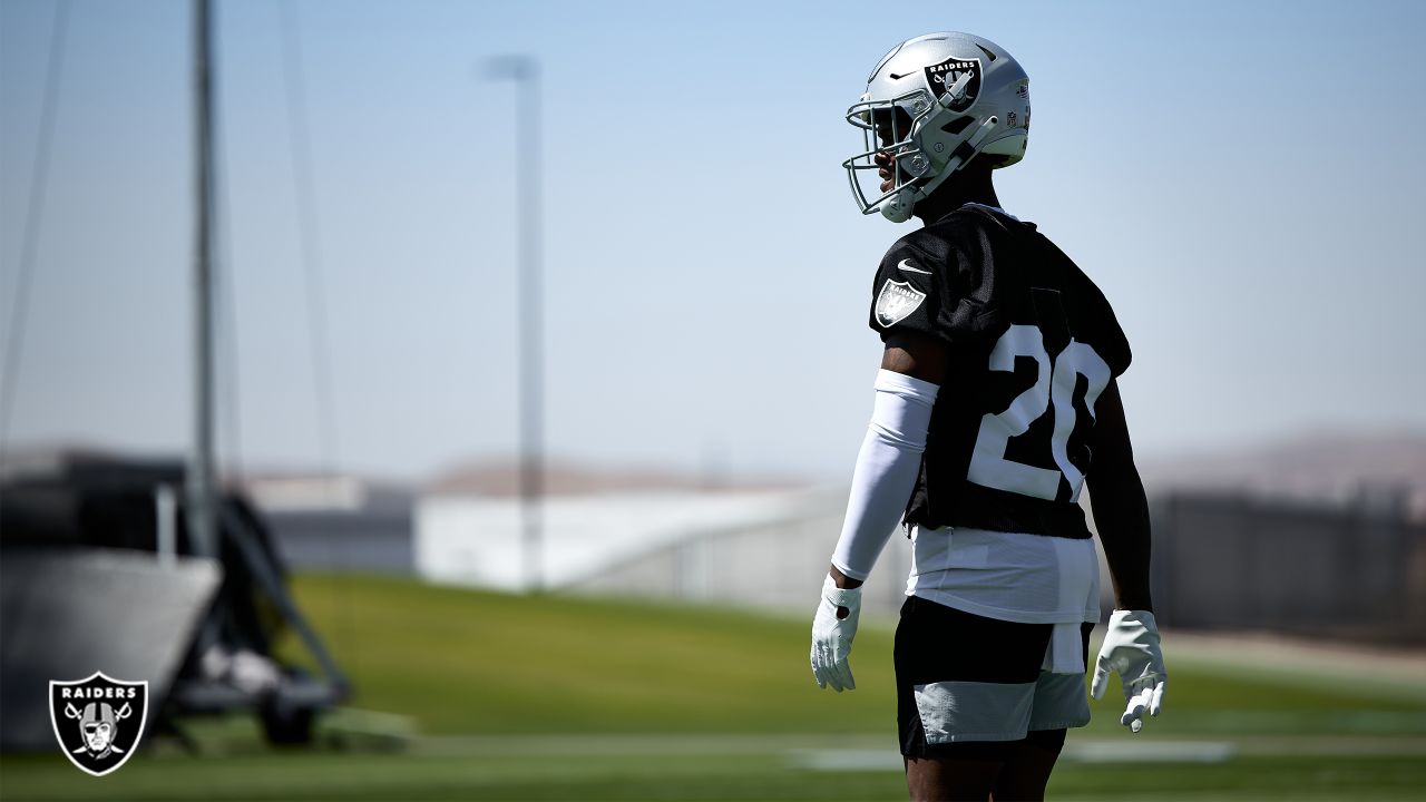 Photos: New Raiders CB Darius Phillips