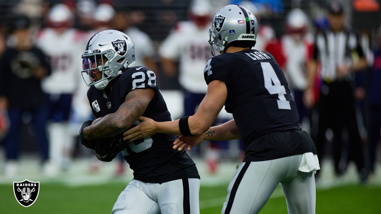 Josh Jacobs earns inaugural NFL award following impressive year