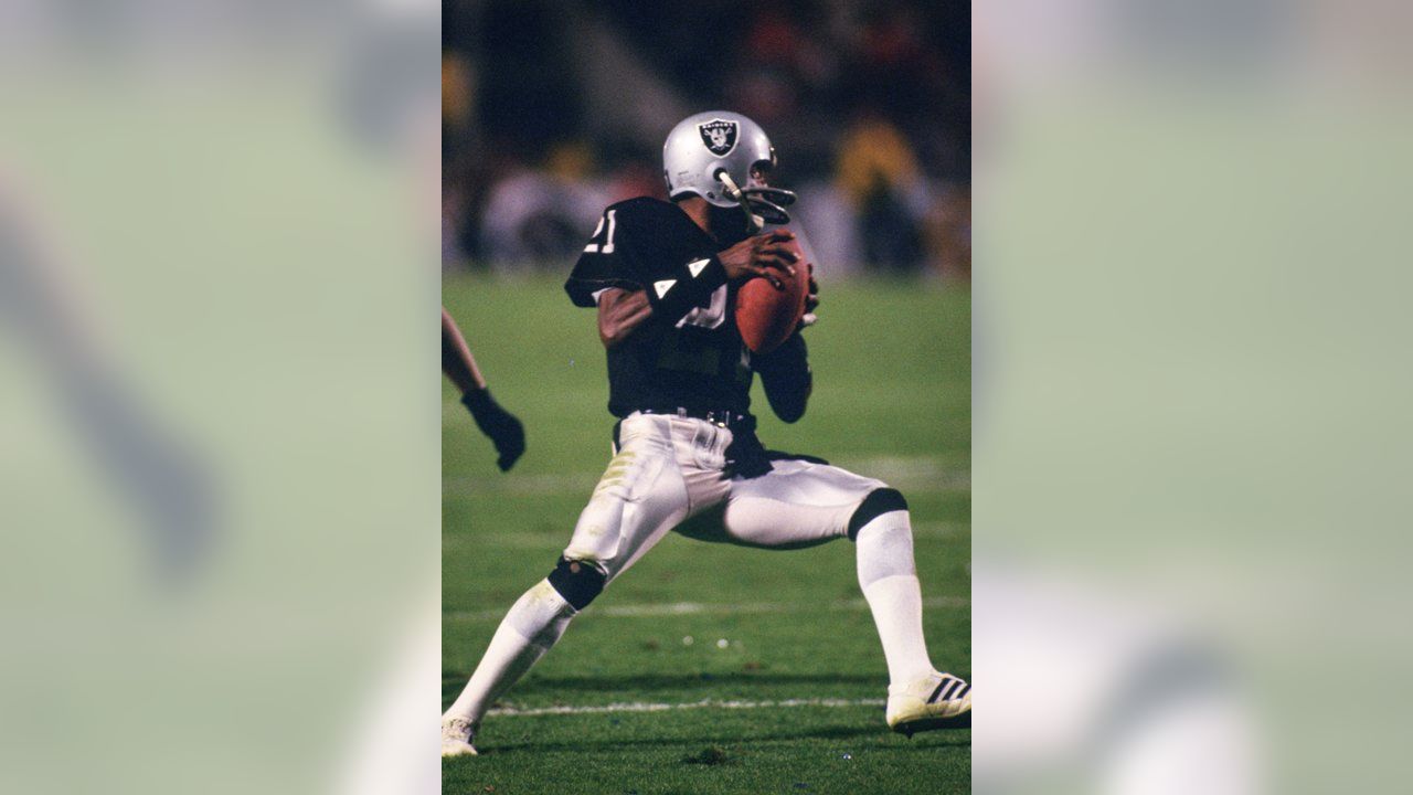 Fast Facts: Raiders Beat Redskins In Super Bowl XVIII