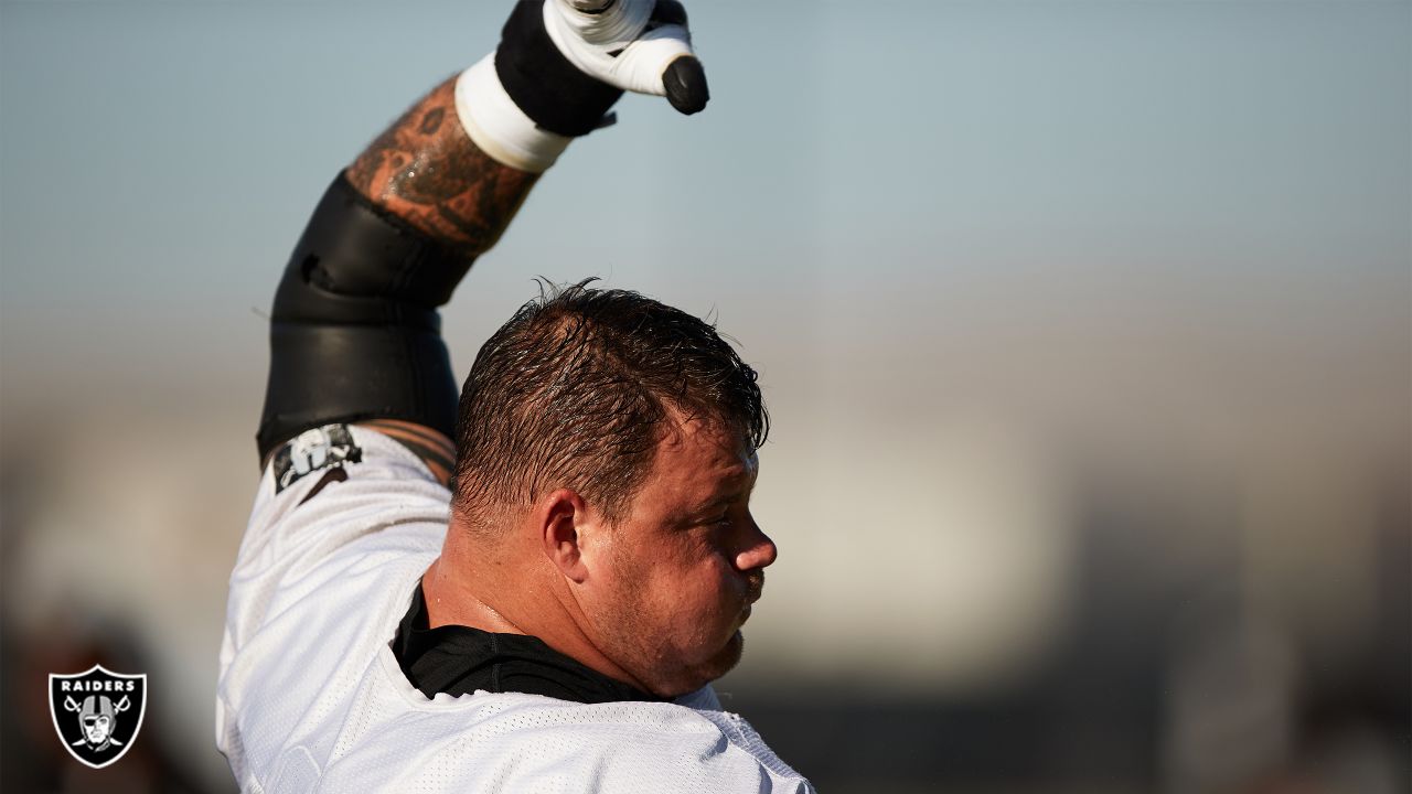 Raiders Veteran Guard Richie Incognito Says He Has Been Training