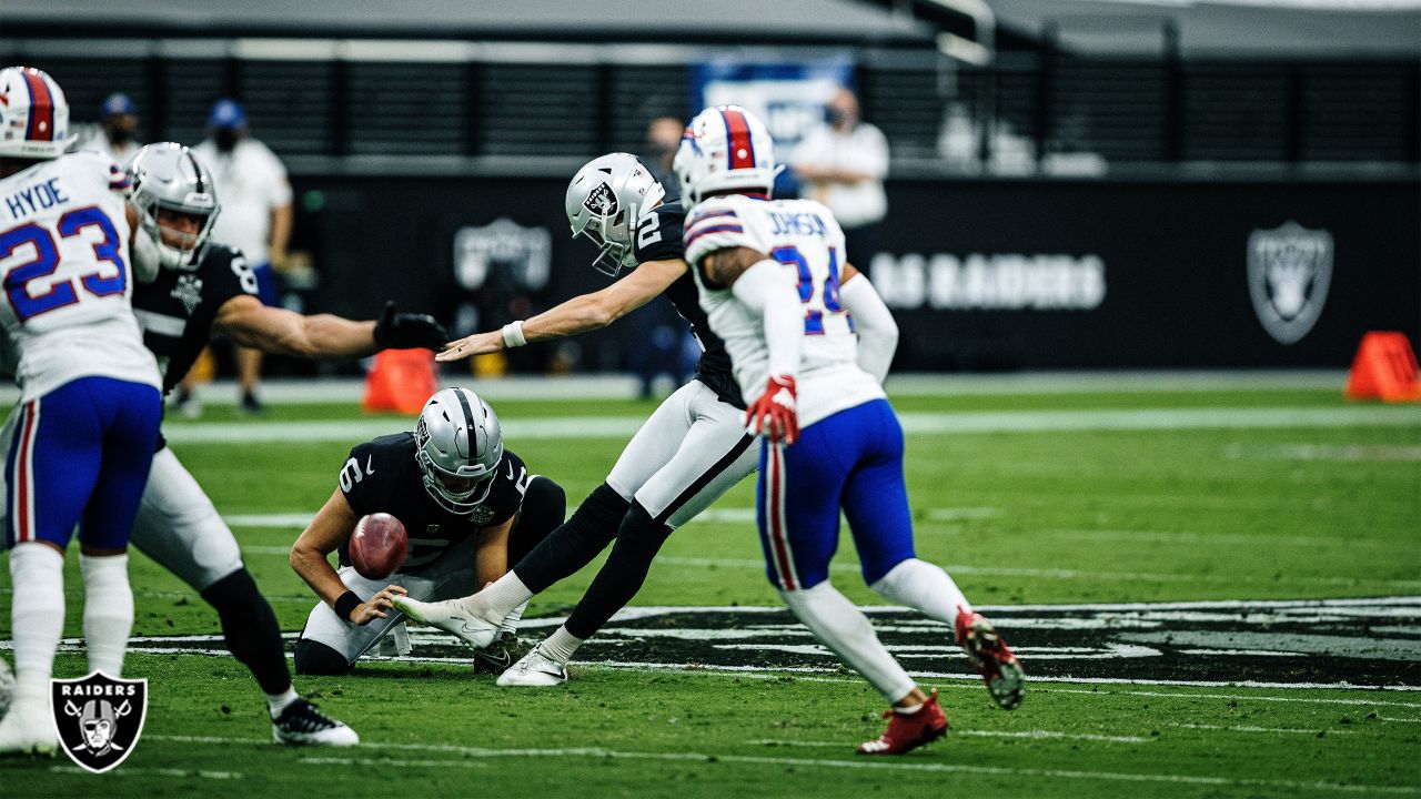 Bills Micah Hyde made hell of a play for interception Jordan Poyer