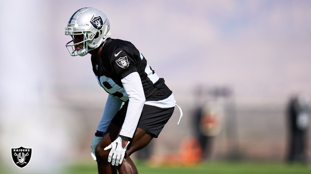 Best images from Week 1 of training camp practices for Raiders