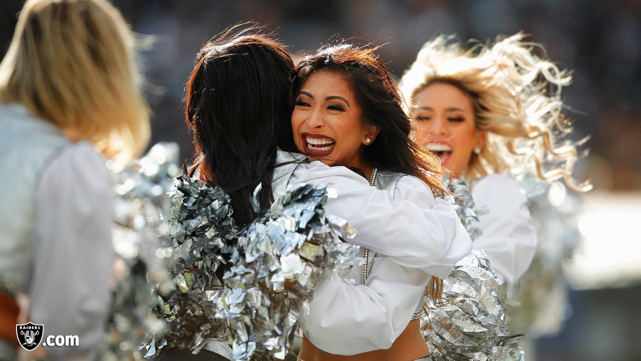 Sights of the Game: Raiderettes vs. Jaguars