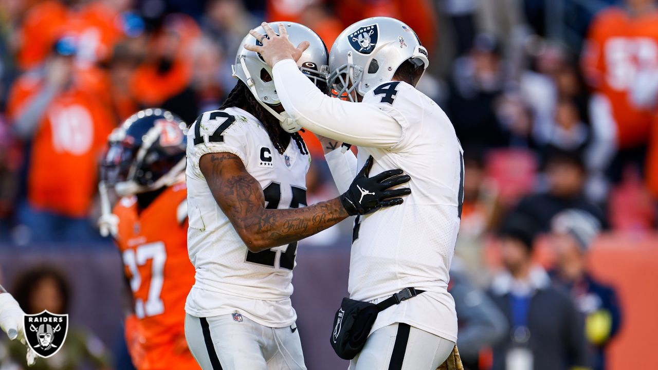 Watch: Raiders Davante Adams walk-off game-winner in OT vs Broncos