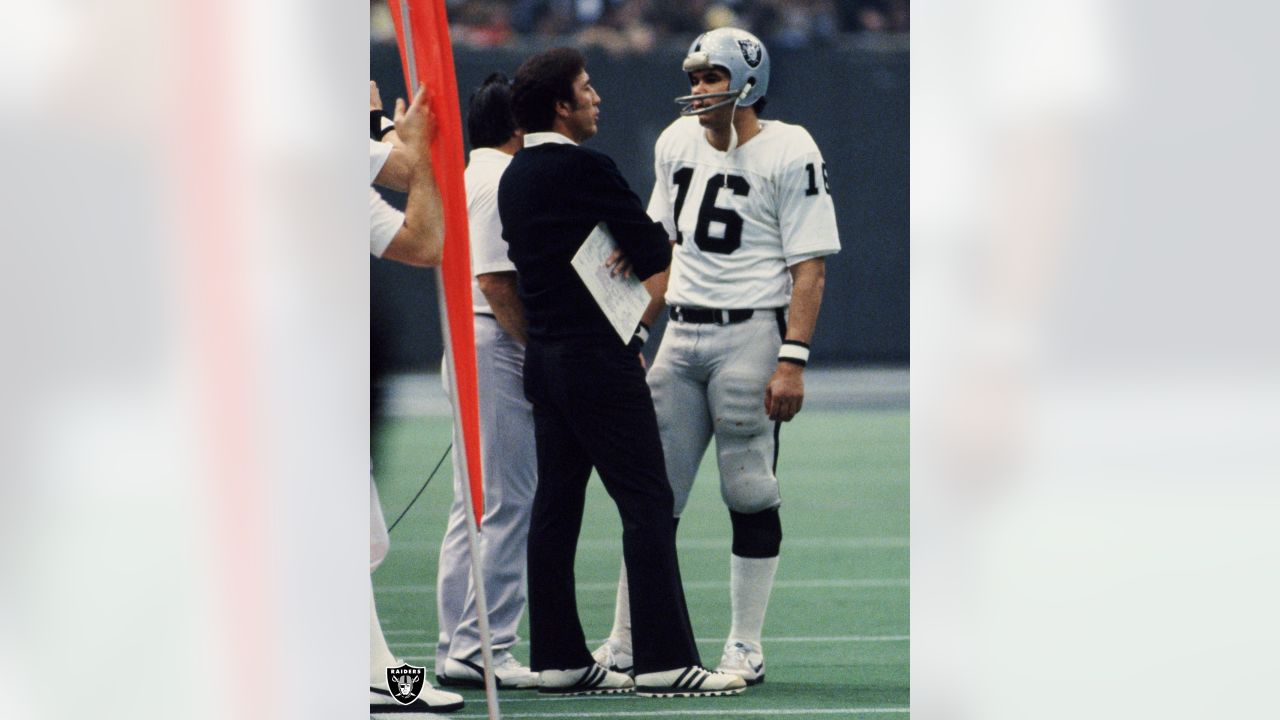 Oakland Raiders: Time To Fire Tom Flores & Jim Plunkett, Airwaves Need  Fresh Blood