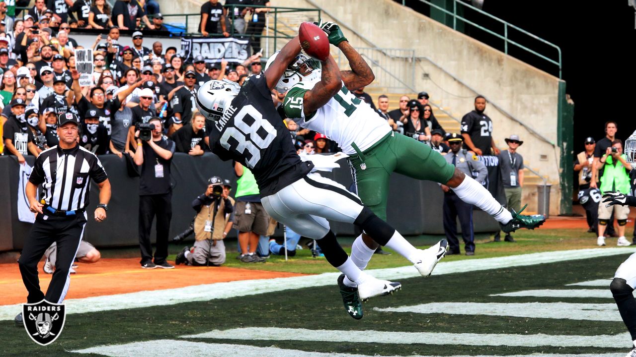 Photo: Oakland Raiders play the New York Jets in New Jersey -  NYP20191124106 