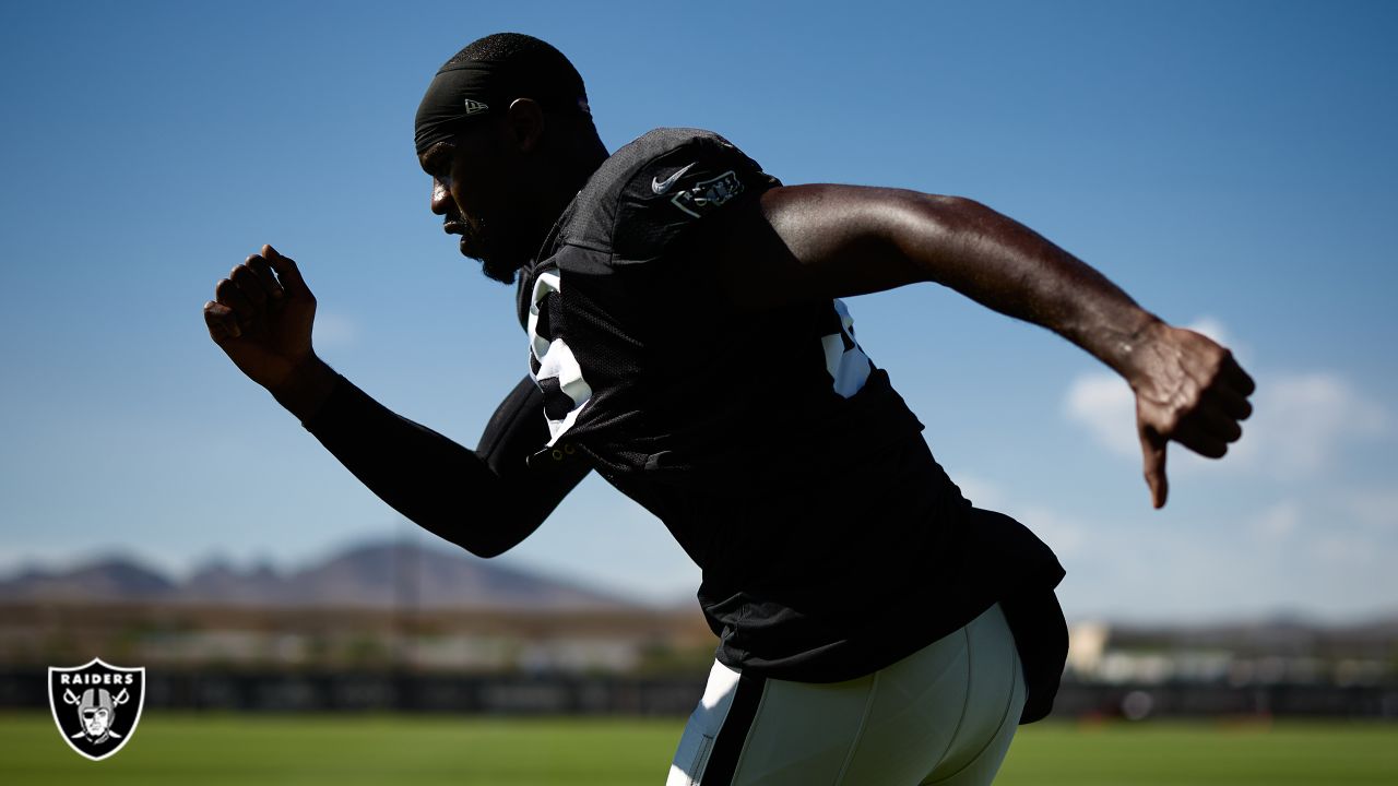 Raiders minicamp: Divine Deablo dons the green dot, emerging as defensive  leader - The Athletic