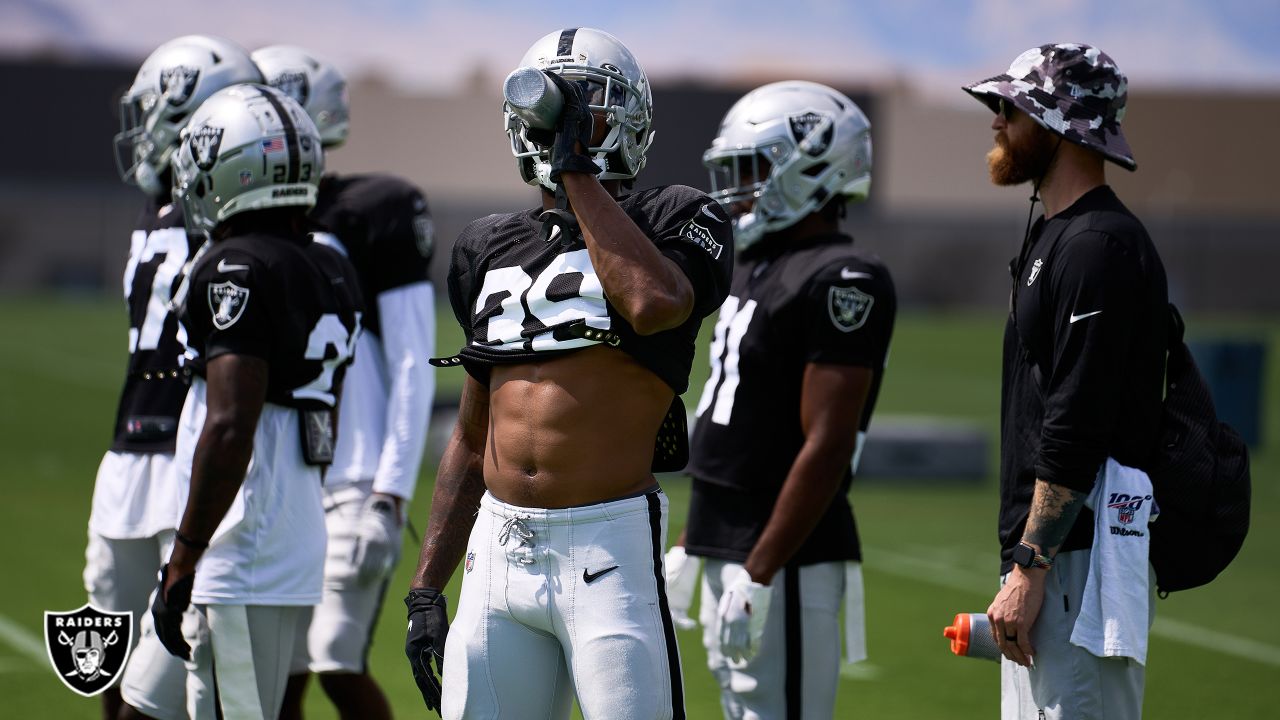 Raiders cornerback Nate Hobbs chases greatness