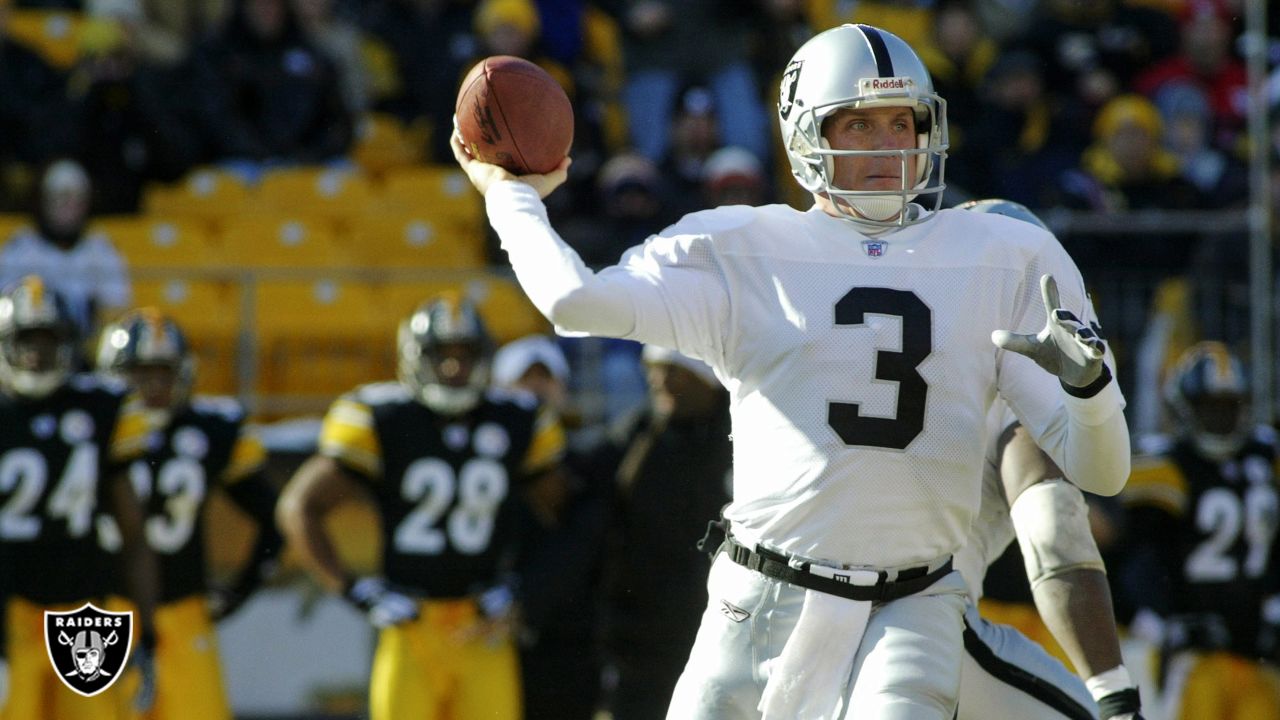 PITTSBURGH, PA - DECEMBER 24: Pittsburgh Steelers quarterback Kenny Pickett  (8) looks to pass during the national football league game between the Las  Vegas Raiders and the Pittsburgh Steelers on December 24