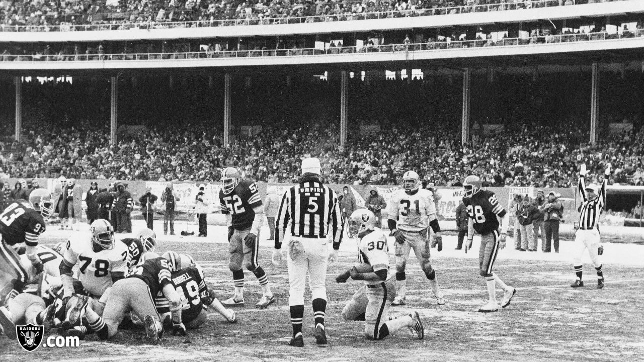 This date in Browns history: Brian Sipe blasts Bengals in 1980