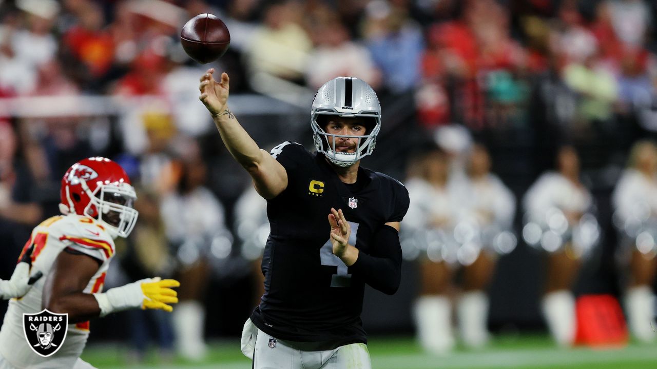 Bucs Unable to Hold Off Carr and The Raiders - ESPN 98.1 FM - 850 AM WRUF