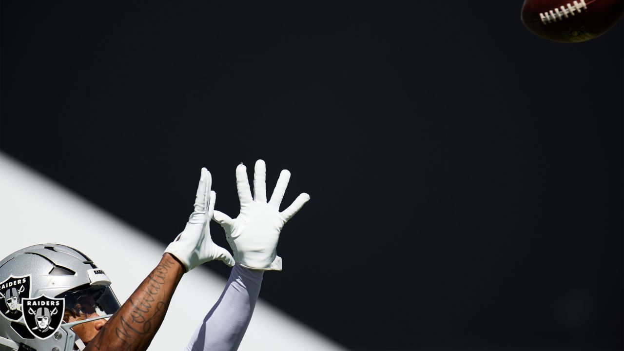 Detailed view of Las Vegas Raiders (left) and Tennessee Titans helmets  Photo via Credit: Newscom/Alamy Live News Stock Photo - Alamy