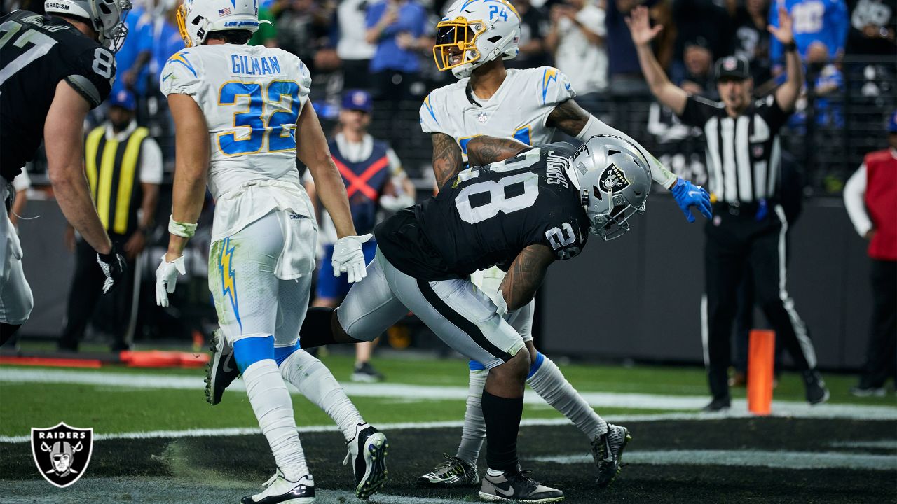 LAS VEGAS RAIDERS (1-2) AT LOS ANGELES CHARGERS (1-2)