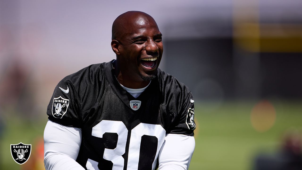 Las Vegas Raiders safety Duron Harmon (30) runs during an NFL