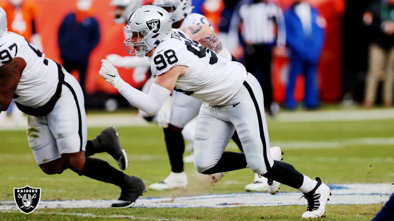 Daniel Carlson breaks Sebastian Janikowski's single-season scoring