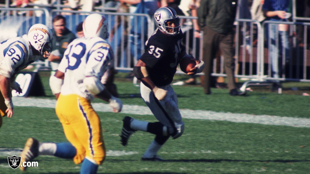 Raiders throwback jerseys celebrate 1970 team